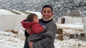 عائلة من البعاج تختار حياة البدو وتربي المواشي في جبال دهوك