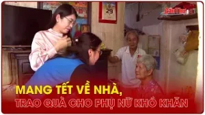Mang Tết về nhà - trao quà cho phụ nữ khó khăn | CT-TDT