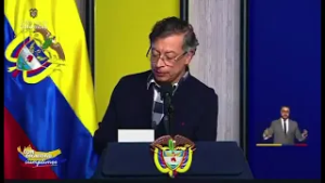 Petro presenta ante Fiscalía documento sobre presunto fraude electoral de 2022