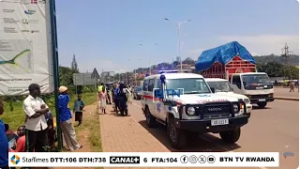 KIGALI: ABANYERONDO BIRUKANKANYE UMUZUNGUZAYI MU KUBAHUNGA AHITA AGWA MU MPANUKA