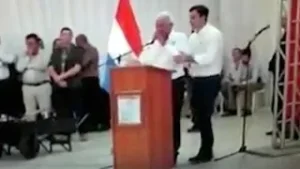 Video: Senador Silvio Ovelar "se mostró prepotente" en acto oficial
