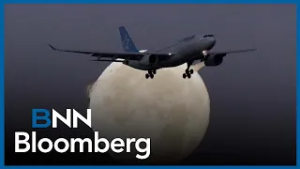 Canada and U.S. suspend flights to Mexico as violence continues