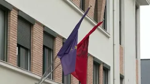 Draft raporti i PE-së për Shqipërinë: Korrupsioni sfidë serioze