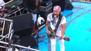 MEMÓRIA DA TVE: BELL MARQUES, A VOZ QUE ARRASTA MULTIDÕES NO CARNAVAL