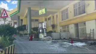 Shpërthen karburanti në Sarandë - dy të lënduar, dyshohet nga shkëndija elektrike e mjetit prerës