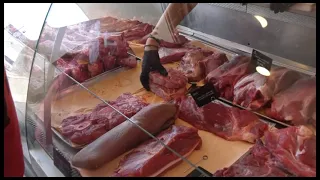 ΑΥΞΗΜΕΝΗ Η ΚΙΝΗΣΗ ΣΤΑ ΚΡΕΟΠΩΛΕΙΑ ΕΝΟΨΕΙ ΔΕΚΑΠΕΝΤΑΥΓΟΥΣΤΟΥ – ΟΙ ΠΡΟΤΙΜΗΣΕΙΣ ΤΩΝ ΚΑΤΑΝΑΛΩΤΩΝ ΚΑΙ ΟΙ ΤΙ