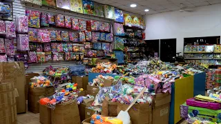 Toy demand increases at "Juguetrón" for the traditional Gorra