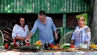 România în bucate: Saramură de crap, tocaniţă de fazan, tocaniţă de melci (@TVR Craiova)