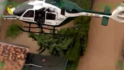 Spanien: Guardia Civil rettet Familie und Hunde aus Flut in Oliva