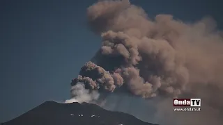 New Etna eruption, flight chaos in Catania