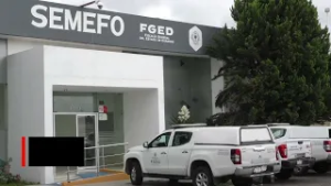 Detienen a policía municipal tras atropellar a dos ciclistas en Simón Bolívar