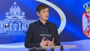 PREĐENA JE CRVENA LINIJA Brnabić: Sinoć u Novom Sadu napadnuti stubovi srpske države