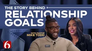 Майк Тодд: от пастора из Талсы до звезды Prime Video — история идеальных отношений.