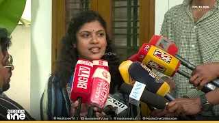 'യൂത്ത് കോൺഗ്രസിന്റെ അജണ്ട നടപ്പിലാക്കാനാണോ കേരള പൊലീസ്?'; ചിന്ത ജെറോം