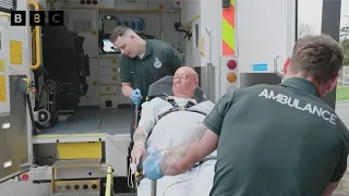 Treating a Patient Who’s Had a Stroke | Paramedics on Scene