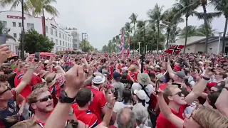 El "remo vikingo" de los aficionados de Noruega es protagonista en Miami Beach