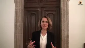 AUTORES JAPONESES: DOS CLÁSSICOS AOS CONTEMPORÂNEOS