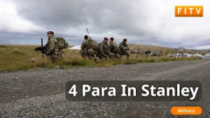 Фолклендские острова приветствуют компанию 4Para в Стэнли.