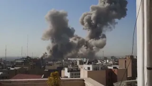 AMERIKA I IZRAEL NAPALI IRAN Gori Bliski Istok