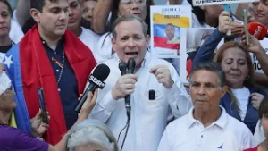 “Está sano, está fuerte y seguiremos luchando”: Ramón Guanipa sobre su padre