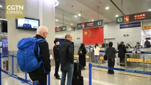 China exime de visado a ciudadanos canadienses y británicos