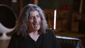 Lilo Vilaplana: narrar desde la distancia como acto de verdad | Desde Afuera